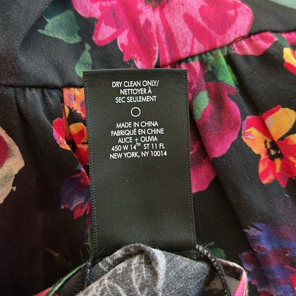 NWT-Alice + Olivia- Thea babydoll mini dress in midnight Rose - Picture 10 of 11